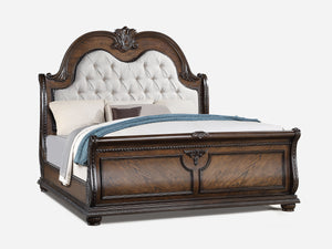 Step into a world where classic elegance meets timeless design with our exquisite bedroom collection. Designed for those who covet regal charm and functionality, this suite features rich, natural wood tones that evoke the grandeur of an aristocratic estat