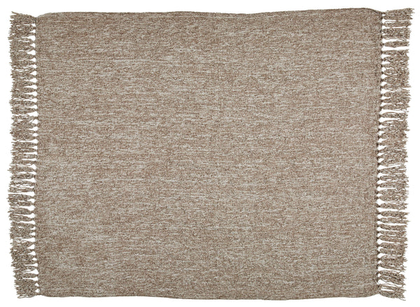  the woven texture and knotted fringe give it a homespun look that-'s relaxed and inviting.<br/><