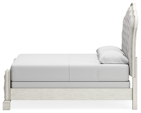 Arlendyne - Antique White - Queen Upholstered Bed