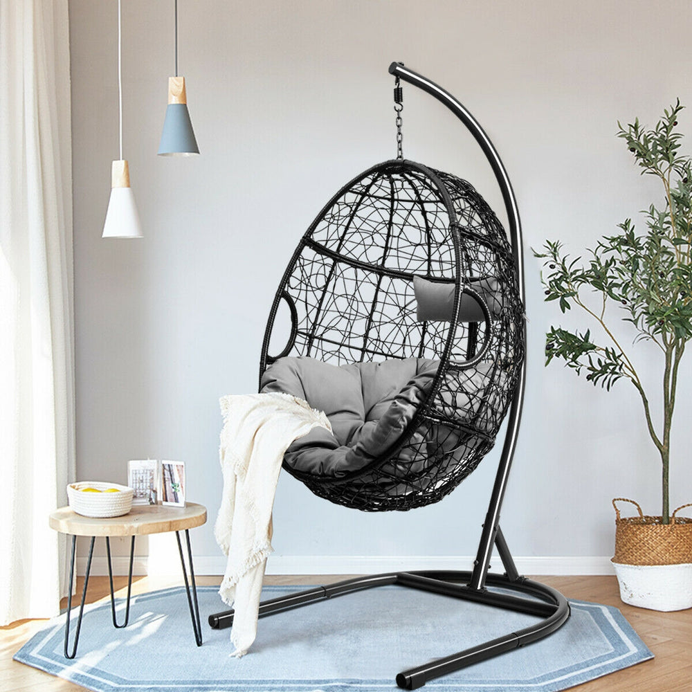 Rugged frame ensure the stability<br>Combined with non-slip pads for increased stability<br>Comfortable pillow and cushion are included for enhanced comfort<br>Safety hook and hanging chain provide better balance<br>Widely used indoor or outdoor<br>Relax 