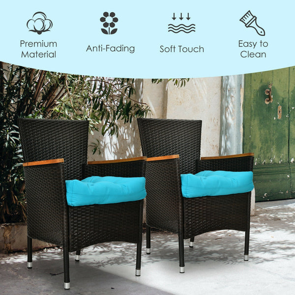 Durable polyester fabric is wear-resistant with a long lifespan <br>Soft cushions offer a better sitting experience <br>The waterproof and oil-proof cover is easy to clean and maintain <br>Exquisite workmanship without deformation <br>Sun protection funct