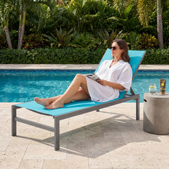 Lightweight and rustproof aluminium frame can stand the test of time<br>Premium fabric is quick-drying  breathable and durable<br>6-position adjustable recliner allows you to set a desired angle<br>This chaise lounge chair can be used completely flat<br>A