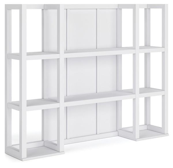 Casual style with substance. The classic white finish of this dining hutch adds a relaxed vibe to a delicious design that exudes a modern farmhouse aesthetic. There-'s more than enough room to display dishes, framed photos and plants on the open storage s