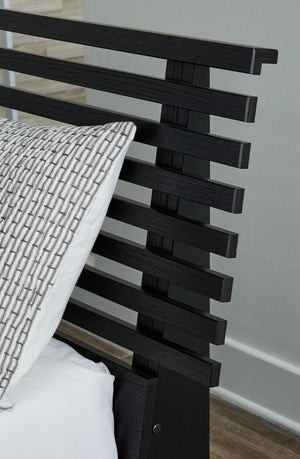 Danziar - Black - King Slat Panel Bed