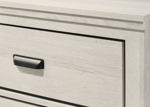  creating an inviting ambiance. Flank