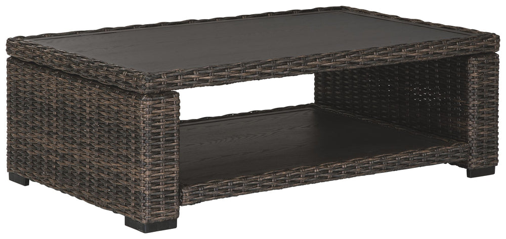 Style. Comfort. Quality. Value. This outdoor coffee table really goes to town, giving you the total package for outstanding outdoor living. Crafted to withstand the elements, this outdoor tableâ€™s resin wicker base and rust-proof aluminum frame ensure ca