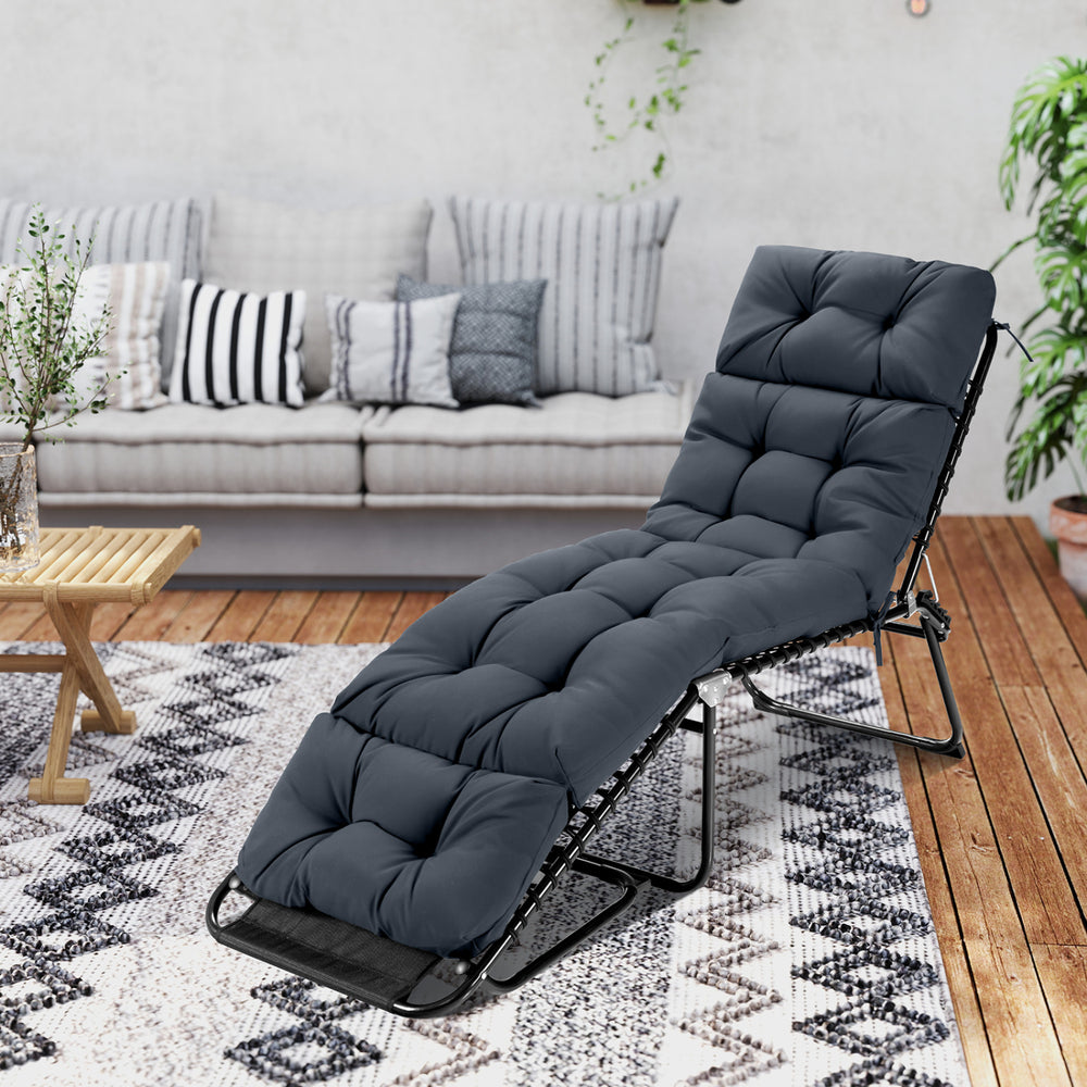 The cushion cover is wear-resistant with a long lifespan <br>The cushion cover is breathable and will not fade easily <br>Thickened cushion with high resilience cotton for optimal comfort <br>Equipped with 4 string ties to keep the cushion firmly attached