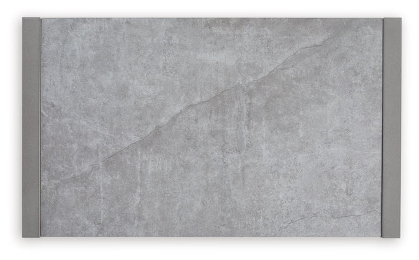 Hurley Park - Gray - Rectangular Cocktail Table