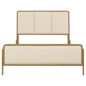  creating a bold contrast and soft texture. The 