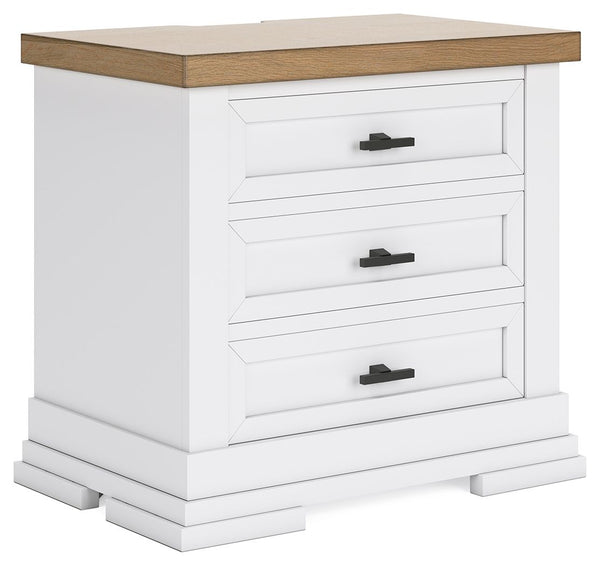 Ashbryn - White / Natural - 7 Pc. - Dresser