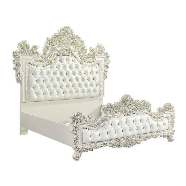 Bringing a modern approach to the classic ornate Rococo style, the Adara bed blends in contemporary touches with traditional design details. The PU adds a fresh approach to the intricately embellished bed. The antique white is embellished with light gold 