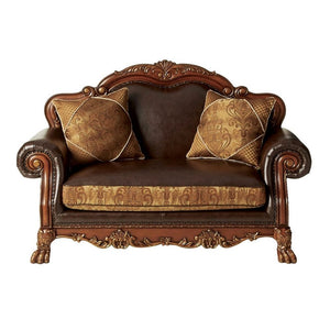  oversized claw feet and decorative trim