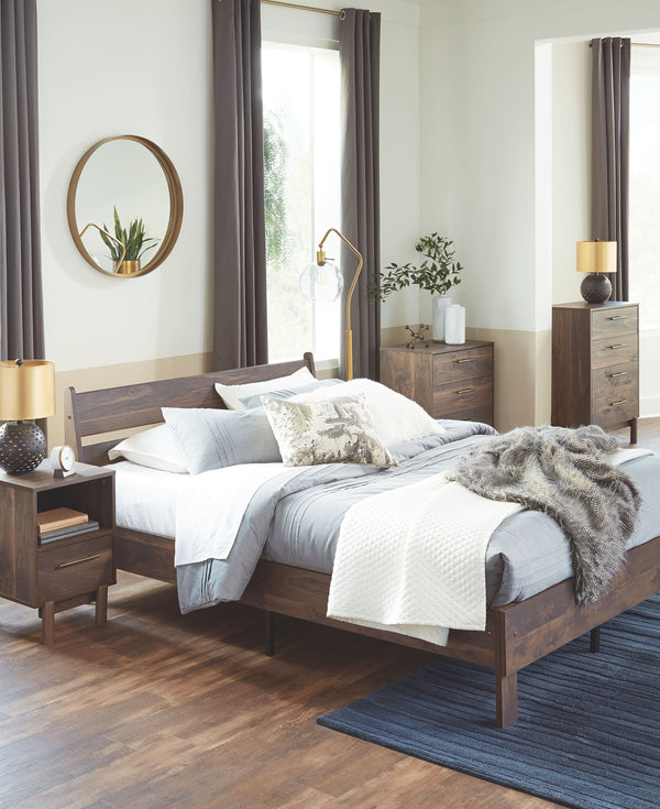Calverson - Mocha - Full Panel Platform Bed