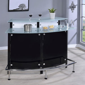 featuring a curved silhouette