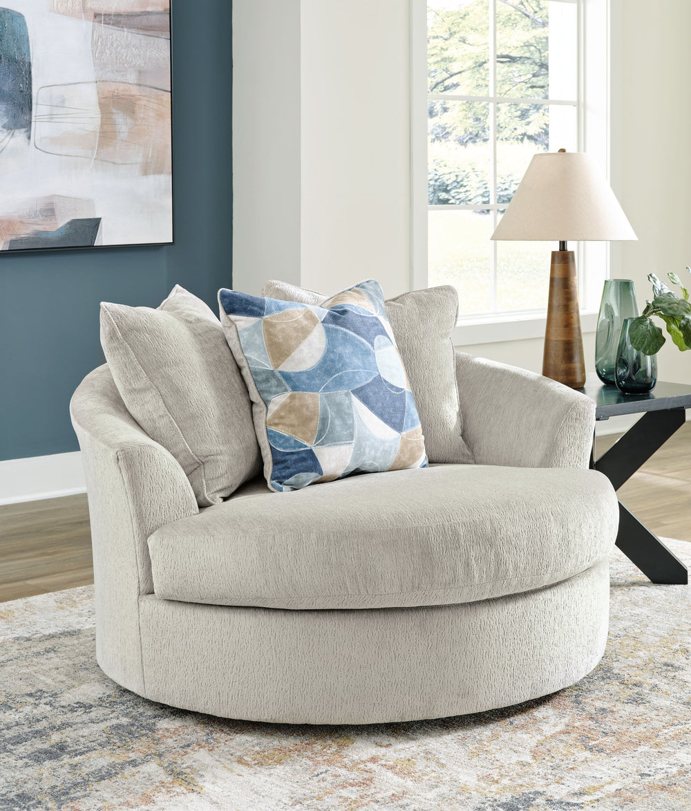 Fresh, on-trend style meets functionality in this oversized swivel accent chair. Reflecting your urban contemporary tastes, it stays versatile as your style changes. And with its soft upholstery and 360-degree swivel, your comfort and convenience are kept