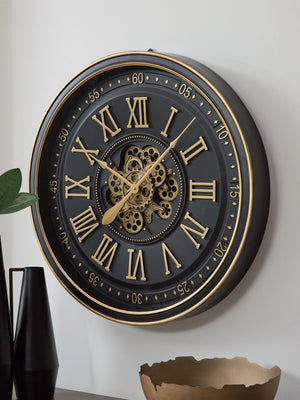  while exposed moving gears create a captivating focal point. Talk about timeless style.<br/><br/