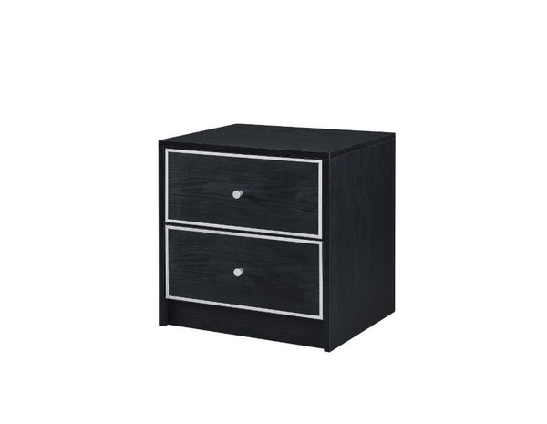 Make good use of empty space beside bed or sofa with the Jabir Accent Table. The accent table features a clean-lined silhouette, with a rich black finish for industrial look. There is a ample table top space with two storage drawers that keep your everyda