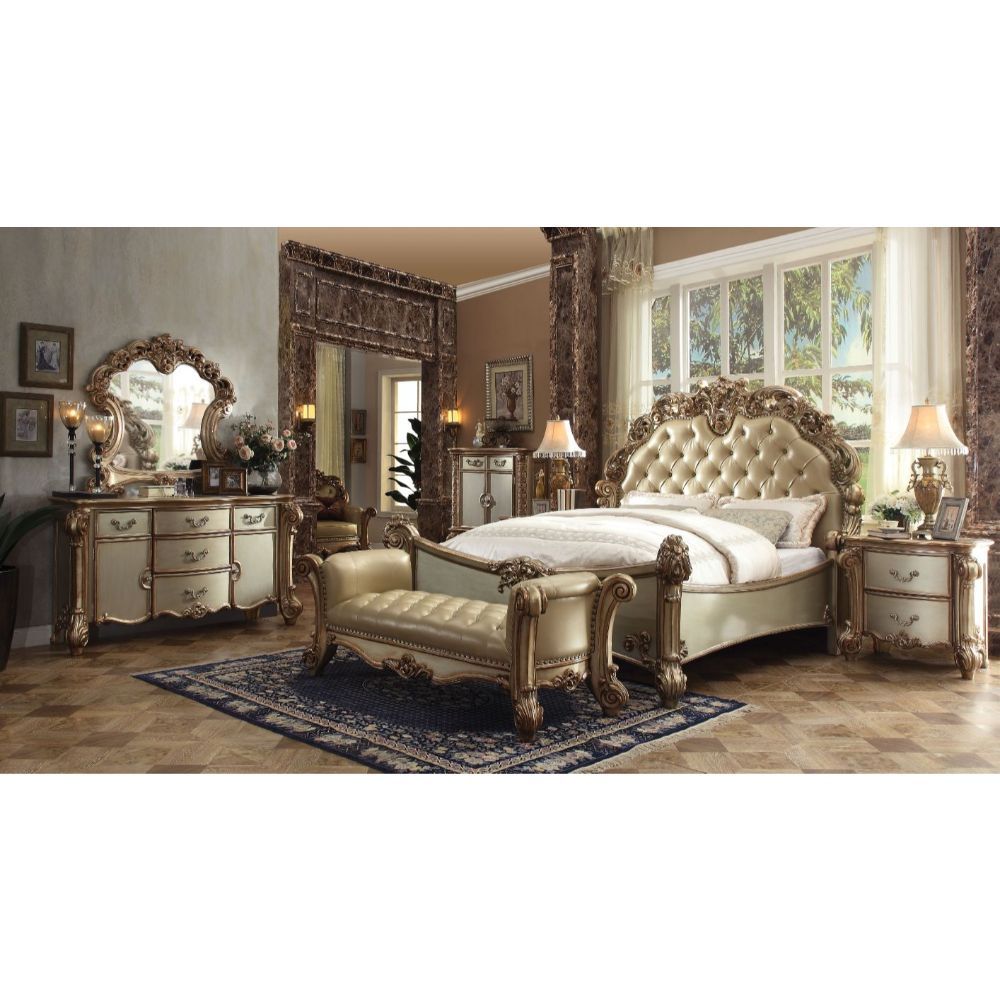 Tracing back to the classical Baroque era, expressed with intent and conviction, our new interpretation of Vendome is donned in a crackled gold patina finish richly accented with gold leaf brushed onto each piece by hand. Exuding opulence with intensity, 