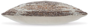 Nealton - Brown / White - Pillow (Set of 4)