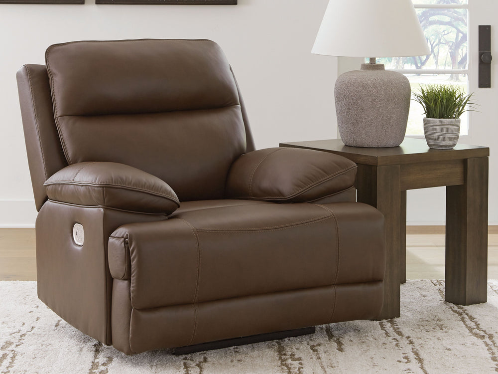 Get ready to indulge in pure bliss. With this power recliner, you-'ll experience unparalleled comfort as you effortlessly recline. The Easy Viewâ„¢ adjustable headrest puts you in the driver-'s seat for optimal TV viewing. And the recliner-'s sumptuous up