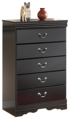 This chest of drawers is the epitome of traditional decor. Louis Philippe-style moulding dates back to the mid-19th century when furnishings were lavish yet somewhat simple. Luxe finish adds a slightly modern touch. Five smooth-glide drawers beautifully a