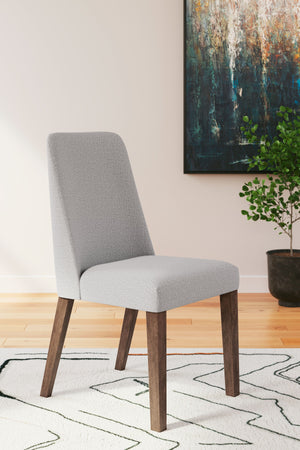  yet timeless. The table invites the eye with a sleek