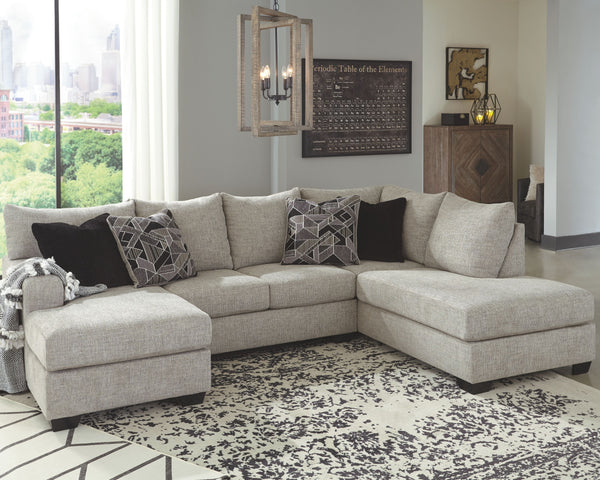 As much as you love clean-lined, modern furniture, you want to keep the vibe relaxed and comfortable. Rest assured, this sectional has that look and feel mastered. Perfect for fashion-forward family rooms, where everyone is welcome to kick back, this desi
