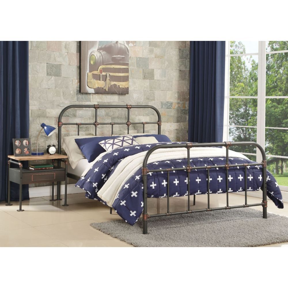 With Industrial and vintage style the Nicipolis bed collection features sandy gray metal open frame, complemented by pipe castings with dark bronze hand brush accent. This collection will be a good choice for whom is seeking for a simple style bedroom<br/