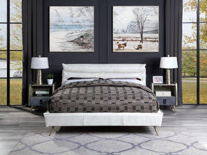 Masculine yet soft, the Doris bedroom collection is edgy and inviting all in one. The leather upholstered bed can fit with an industrial, vintage, or modern bedroom easily. The headboard features horizontal channel tufting to adds some support while leani