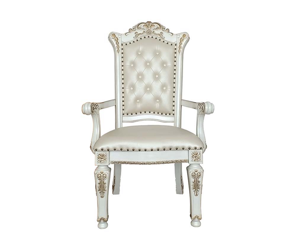 Commanding attention in any space, the impressive design of the Vendom double pedestal dining table will impress everyone. Adorned with classic elements including scrolls, curved shapes, and leaf molding accents to create an old-world charm. The antique p