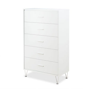  five drawers with metal drawer handles. Crafted with rich white finish enhances this dresser-'s sleek style and the drawers provide plenty of storage space for clothes and more.<br/><br/>
