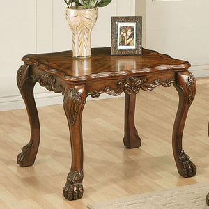 The Dresden traditional end table, reflects highly decorative details, oversized claw feet, decorative carving inlay veneers on apron, all carefully made with selected materials. This table will be the showpiece of any room environment.<br/><br/><b>Produc