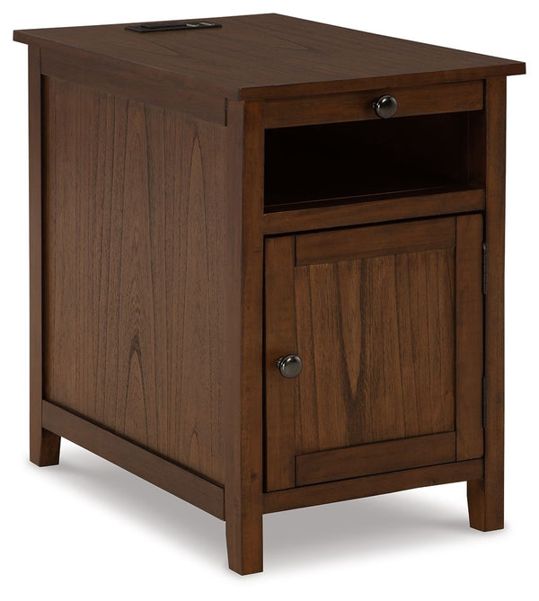 Add big character to a small space with this chairside end table. With its compact size and strong silhouette, it can go anywhere and blend easily into the decor. Less is so much more with the Shaker-inspired design and warm brown wood tone finish. Loaded