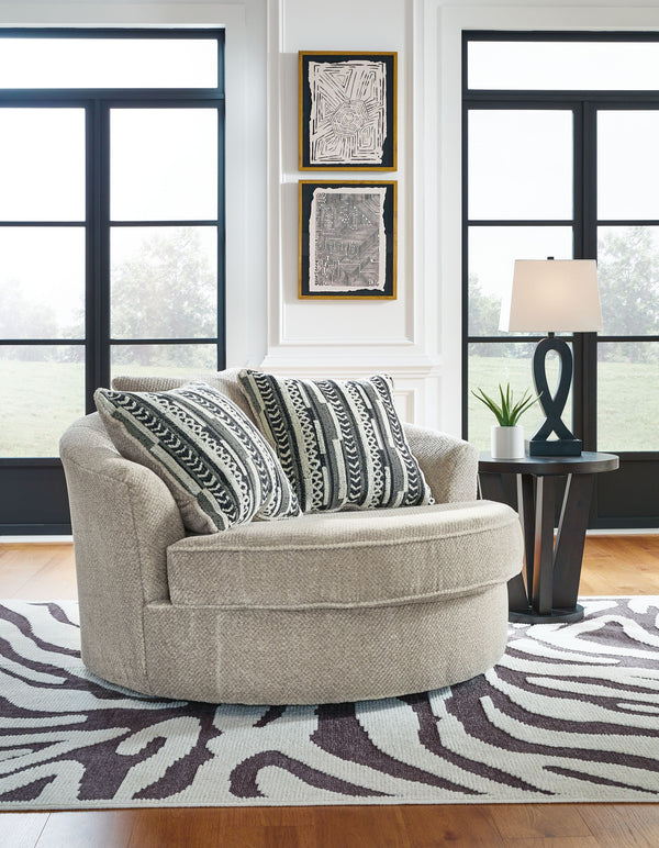  it gives you space to sprawl out. And the 360-degree swivel motion makes it easy to view the TV or chat with others in your