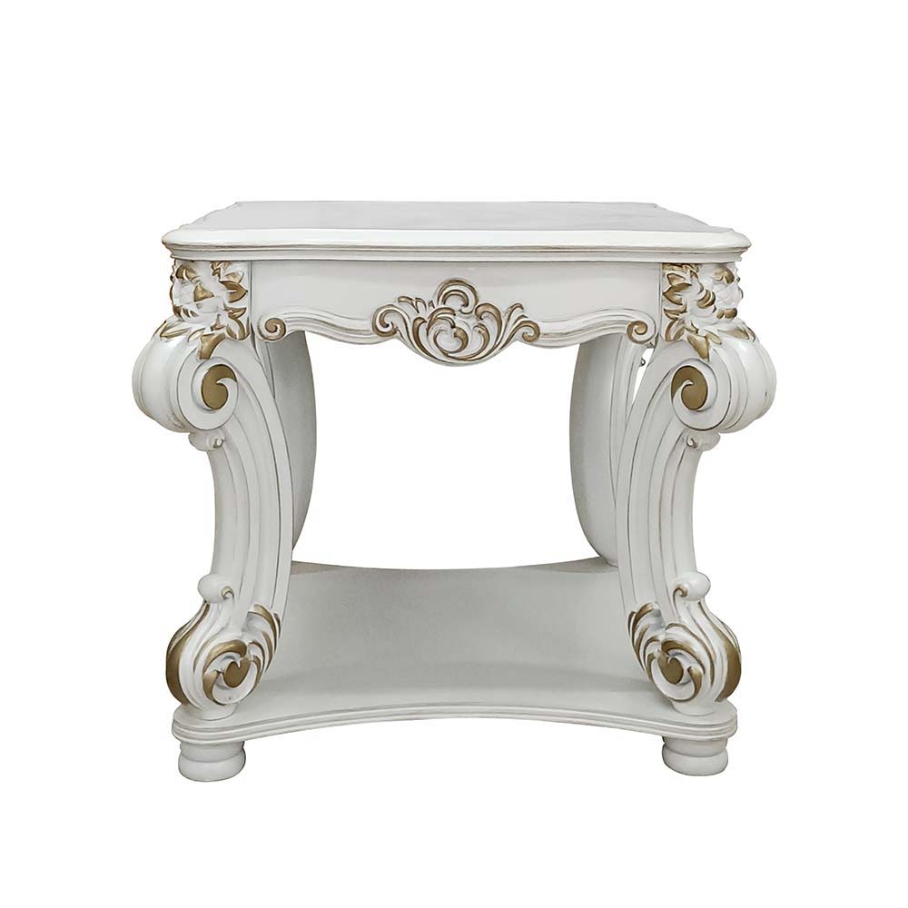 Creating an elegant and traditional design in living room, the Versailles sofa set is your ideal choice. Seating in a crescent,environment and feeling like royalty, you can be more convenient to enjoy the family time or play with your friends. Additionall