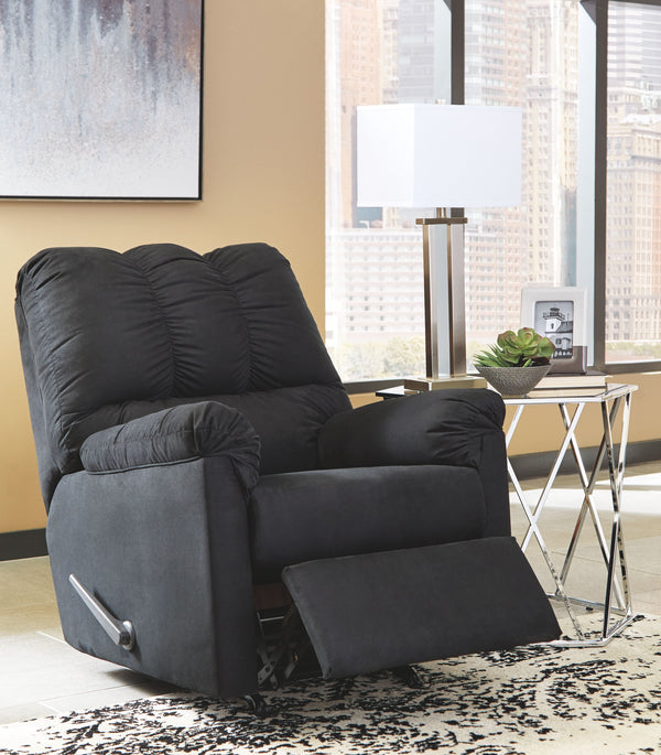  designer tailoring and an ultra-soft upholstery that holds up to everyday living