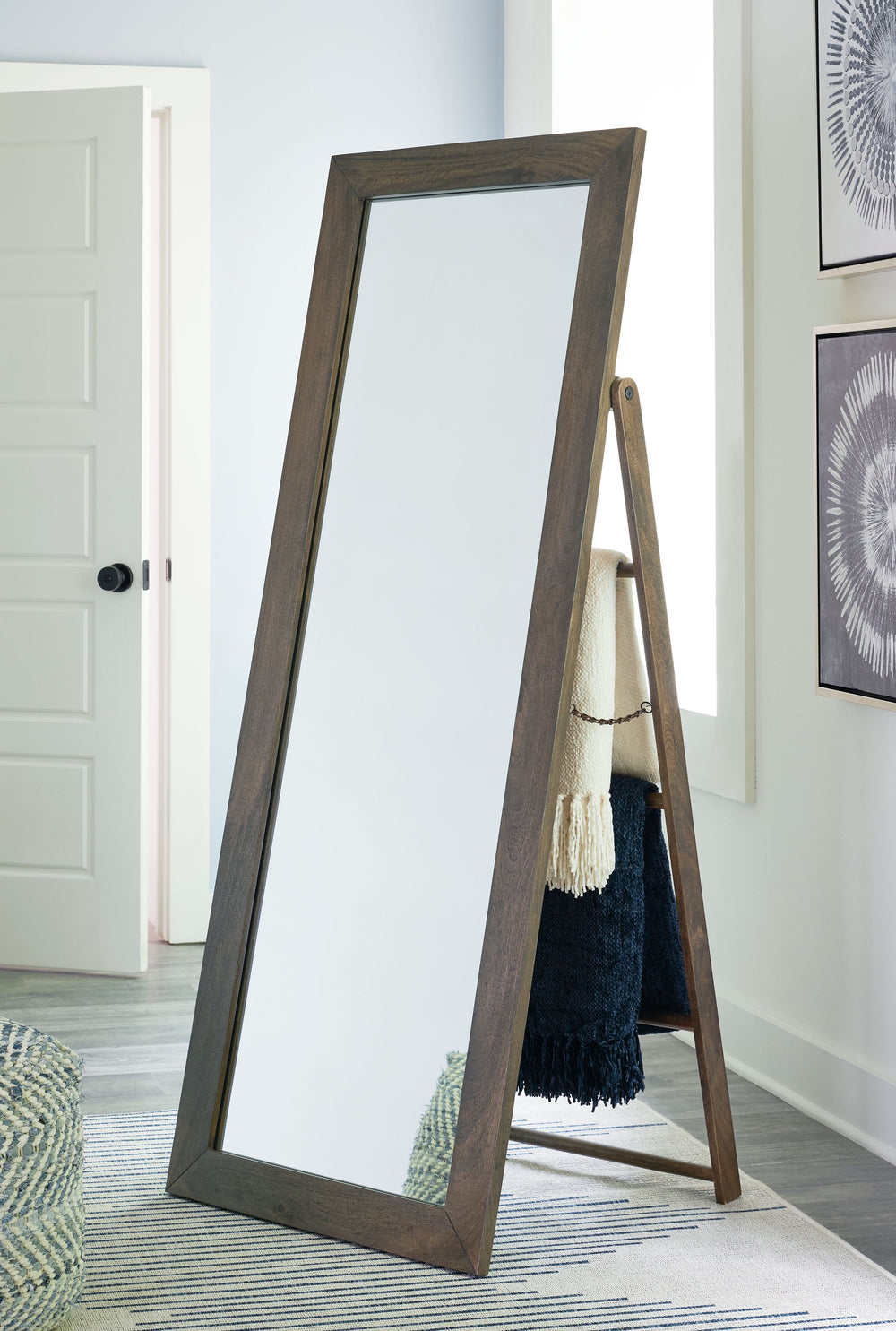 Beauty. Functionality. This mirror brings it all. Its simple warm wooden frame offers a casually cool vibe, while the full-length design transforms this mirror into your go-to fashion companion. Looking good.<br/><br/><b>Product Features</b><ul><li>Made w