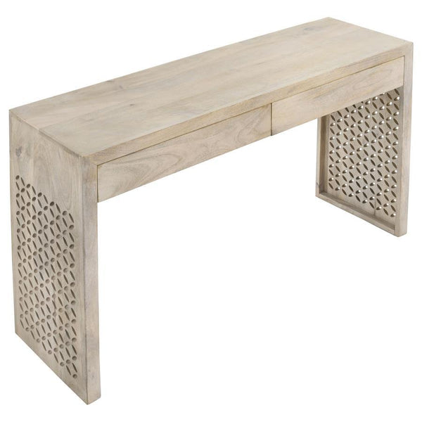  this console table lends itself nicely to a variety of color p