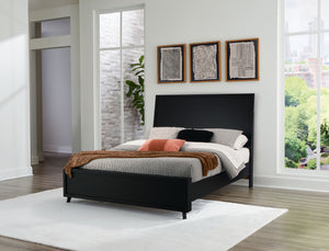  highlighting the clean-lined styling. And a matte black finish savvily suits different app