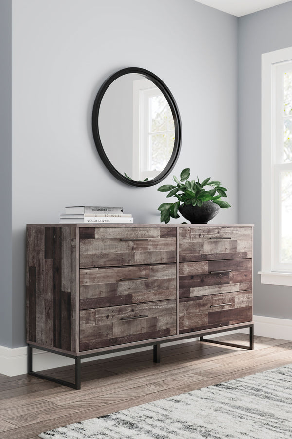  canted metal legs and a rustic butcher block finish over replicated pine grain texture. Its mid-ce
