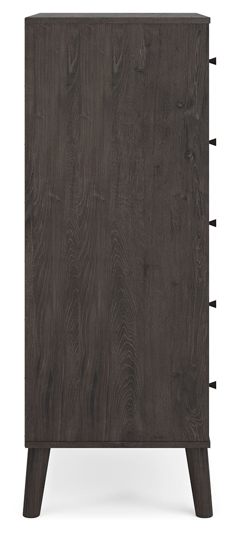 Piperton - Brown / Charcoal - Five Drawer Chest