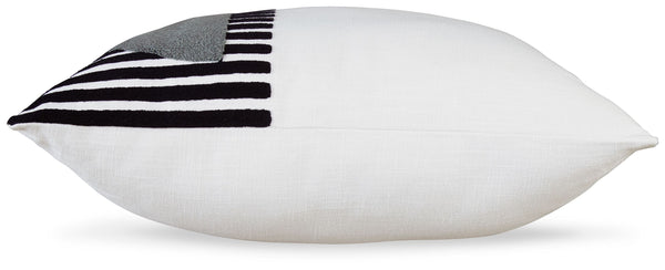 Longsum - Black / White / Honey - Pillow
