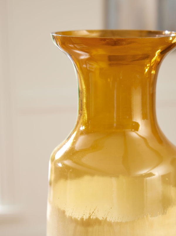 Wynburg - White / Amber - Vase - 16"