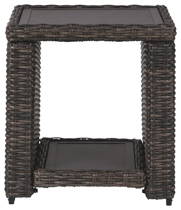  giving you the total package for outstanding outdoor living. Crafted to withstand the elements