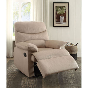  style and value for any home. A smooth fabric seat cushion provides relaxation from seat to toe with an easy to reach external handle for operating the reclining mechanism.<br/><br/><b>Product Features</b><ul><l