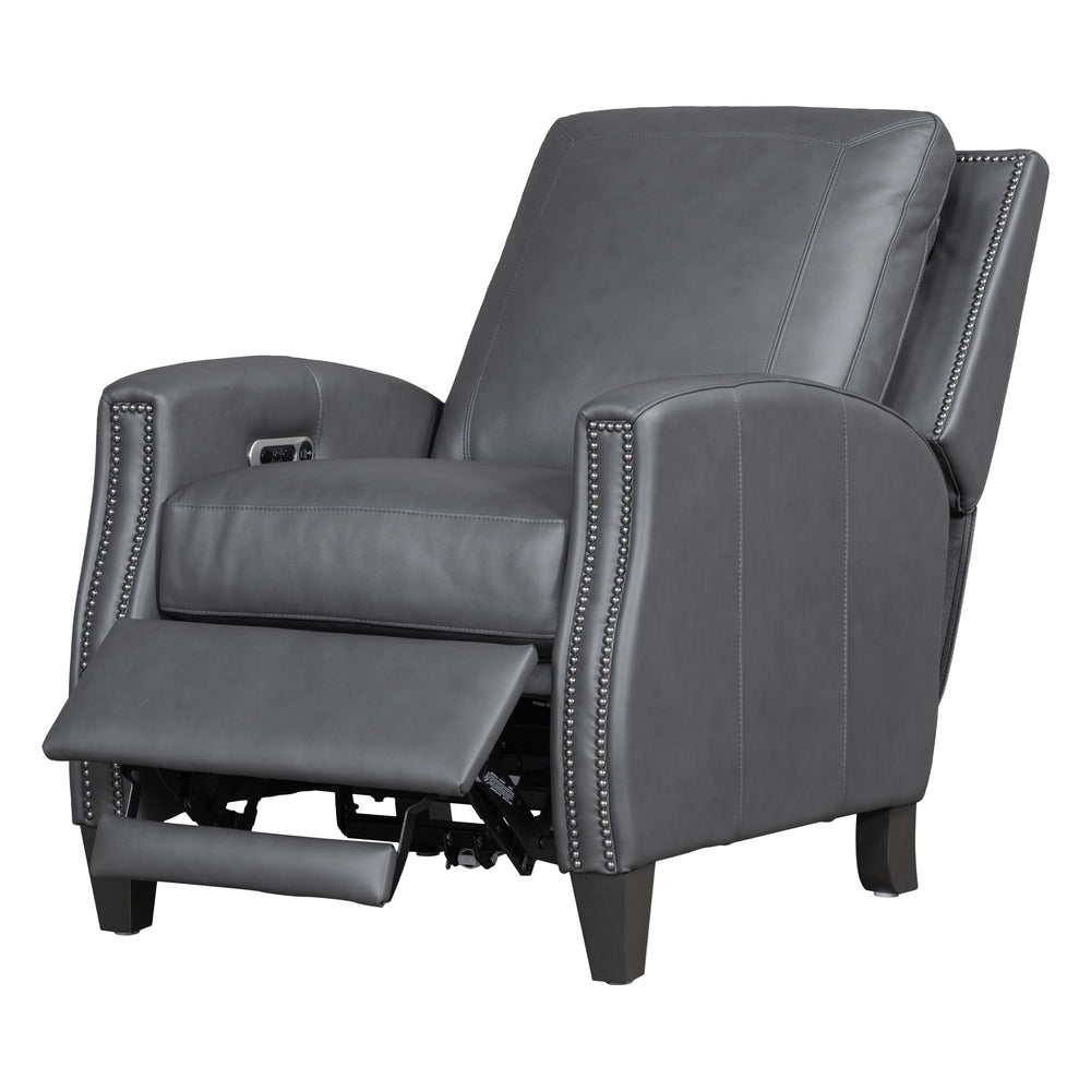 The Hunter features padded backs and sides with a heavyweight double upholstered back flap, offering a clean tailored look. Crafted with predominately high-quality North American hides, this chair ensures a luxurious feel wherever you sit and touch. In ad