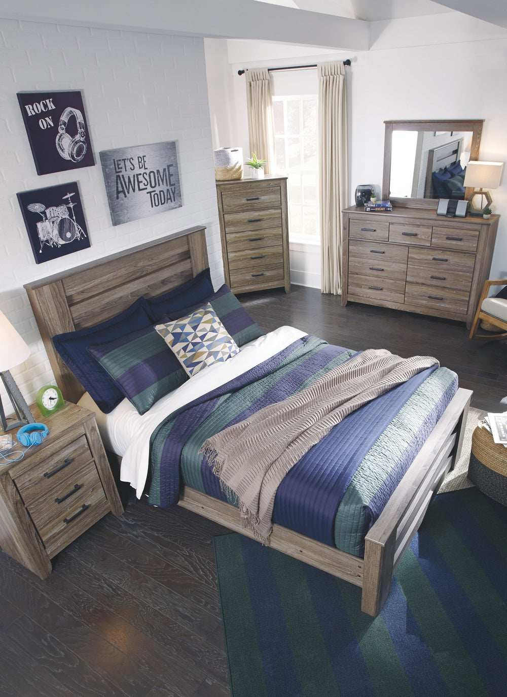 Urban sophistication with a decidedly relaxed air. If effortless elegance is the impression youâ€™re going for, this full bed is custom made to fit your space. Itâ€™s got the crisp, clean lines of a contemporary piece, but with softly weathered elements, 