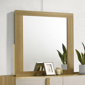  an essential companion to your stylish dresser. Inspired by modern Italian design