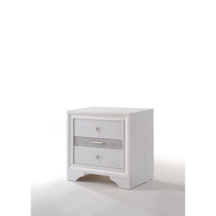 3 Drw (Jewelry Drawer w/Compartments) Drawer: GLIDE Center Metal (Kenlin, 3/4 Ext.), DOVETAIL English Front & Back, Fully Finished Inside (Full Ext. & Felt-Lined Only for Jewelry Drawer), Safety Stop, Manual Closing, Hdw: Single Pull Knobs (Handle Jewerly