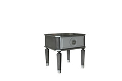 A touch of European Romanticism and sophistication with modern elements, this House Beatrice occasional set creates a display of brilliance. Shown in a charcoal and light gray finish, the subtle detailing accentuating the simple frame structure and enhanc